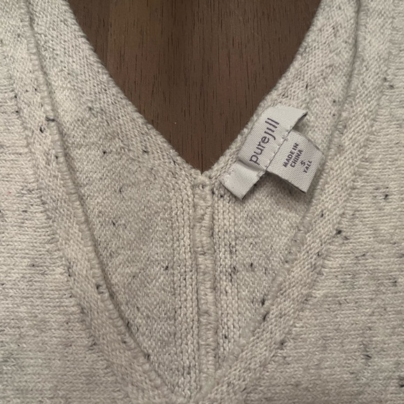 Pure Jill Chic V-Neck Speckled Sweater for Women NWOT.. Never worn - Picture 2 of 8